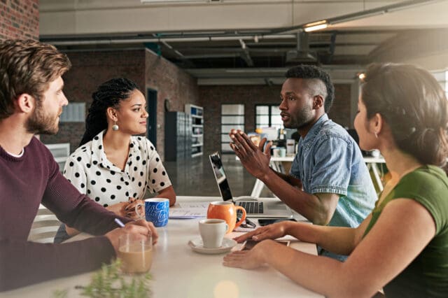 An HR consultant posture: consultation VS the advisory role